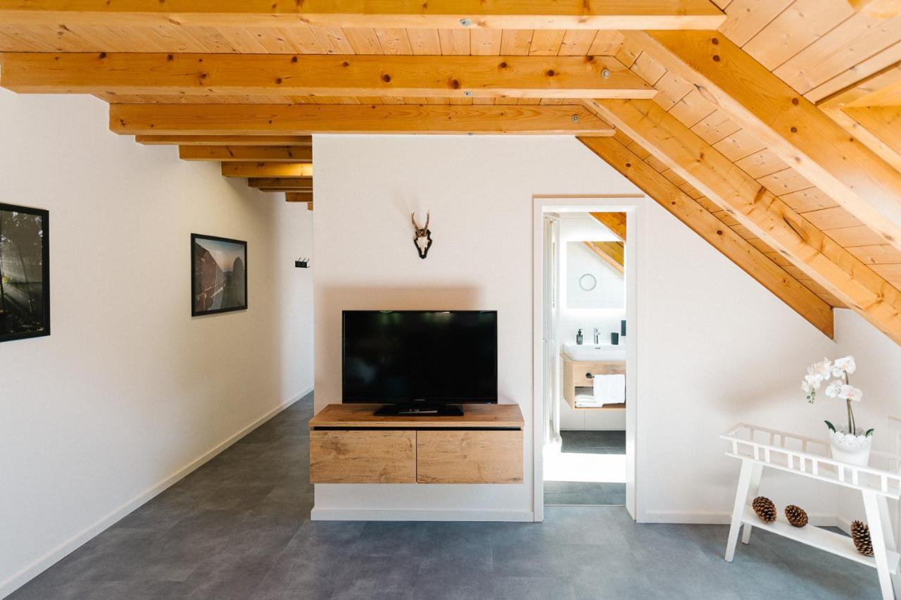 Moderne 2 Zi.Fewo Blackforest Art Naehe Freiburg Simonswald Buitenkant foto